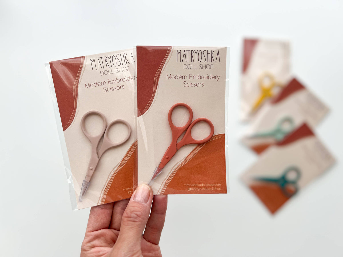 Small Needlecraft Scissor