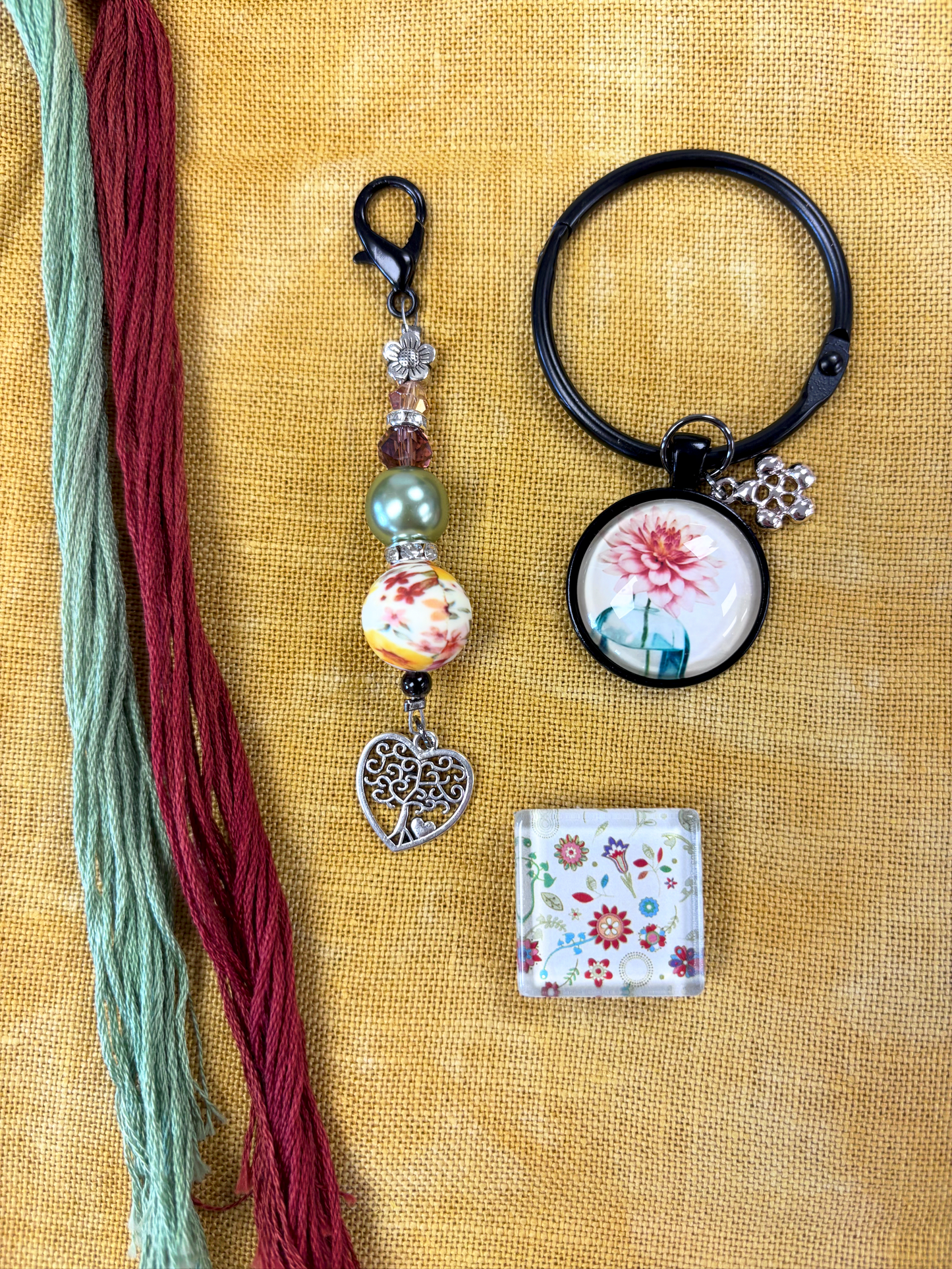 August Dahlia Bloom Accessory Bundle