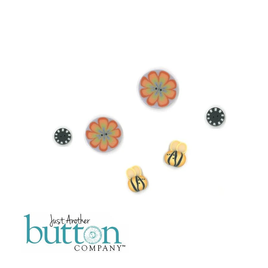 Bumble Ewe Button Pack