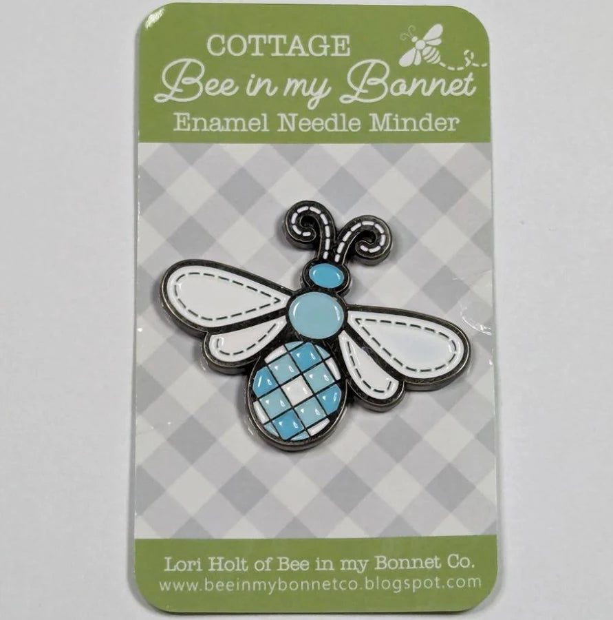 Cottage Bee Needle Minder
