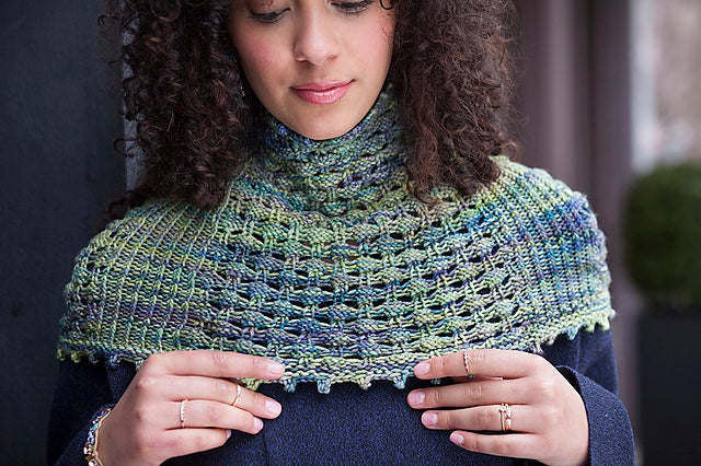 Rios & Washted Interchangeable Yarns Knitted Pattern Book