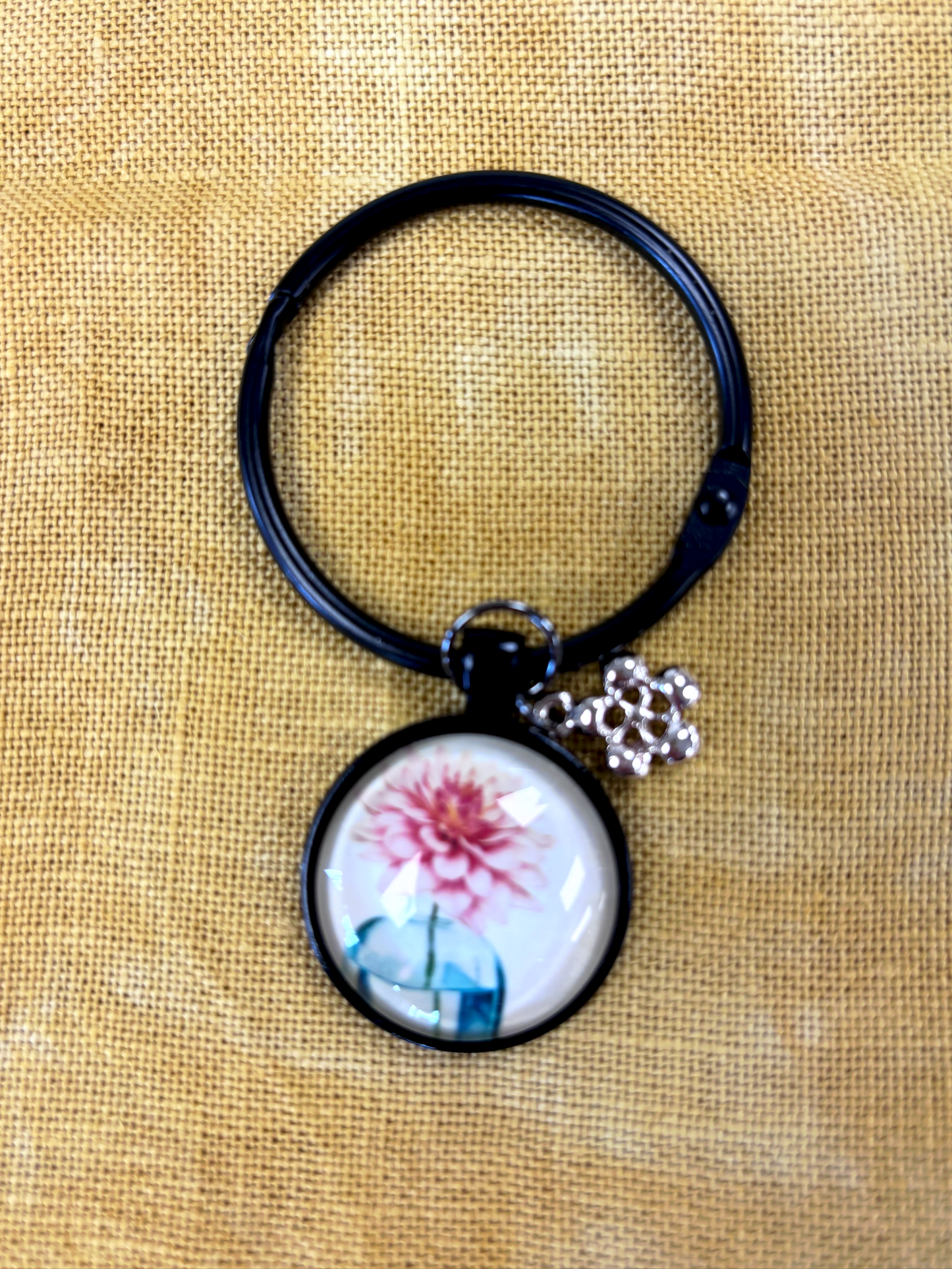 August Dahlia Bloom Accessory Bundle