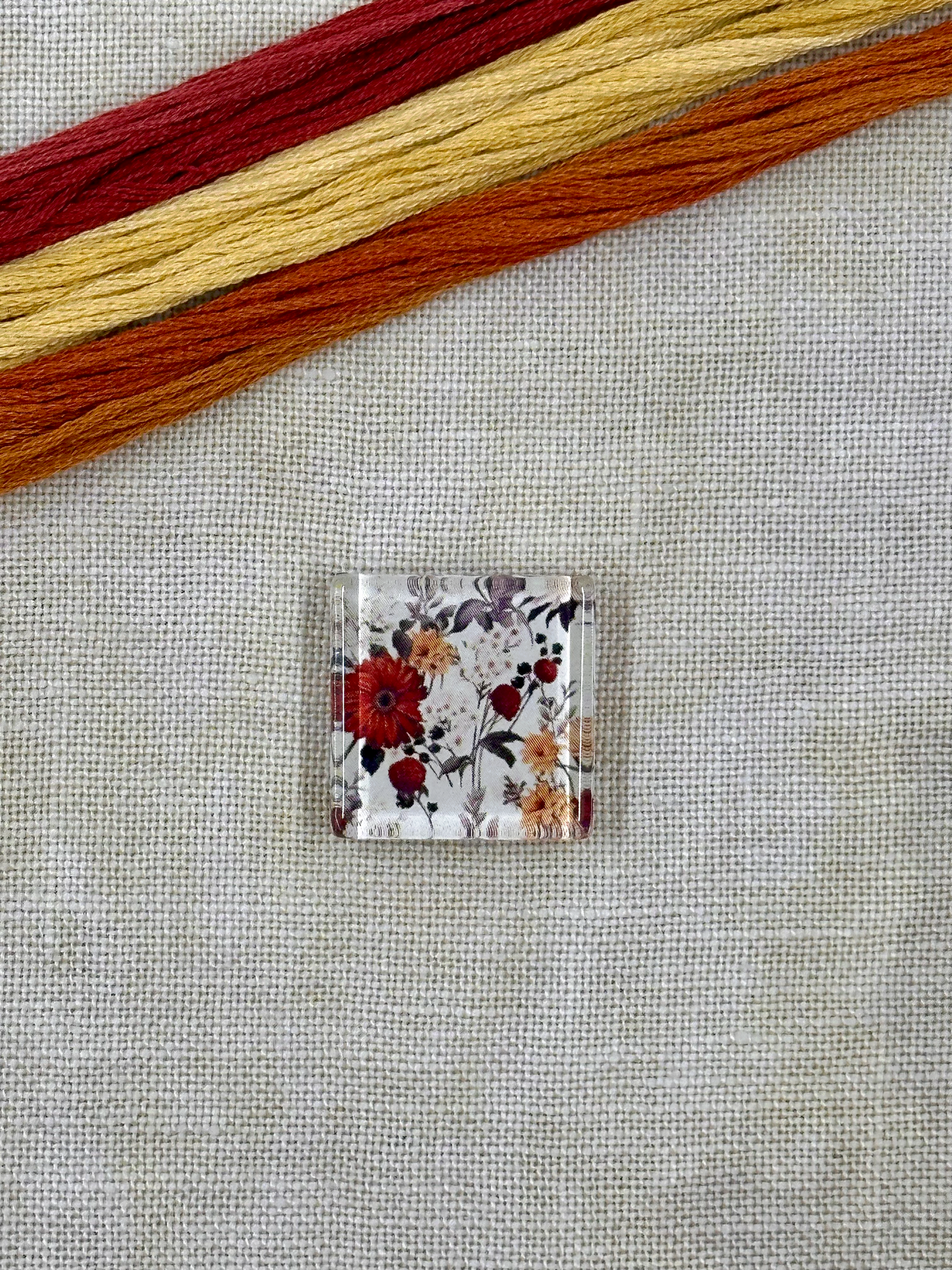 Buzzing Beauty (exclusive)