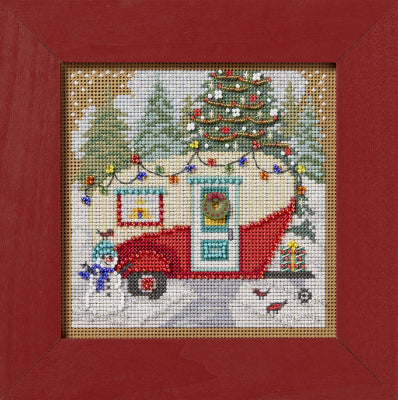 Christmas Camper Buttons & Beads Kit