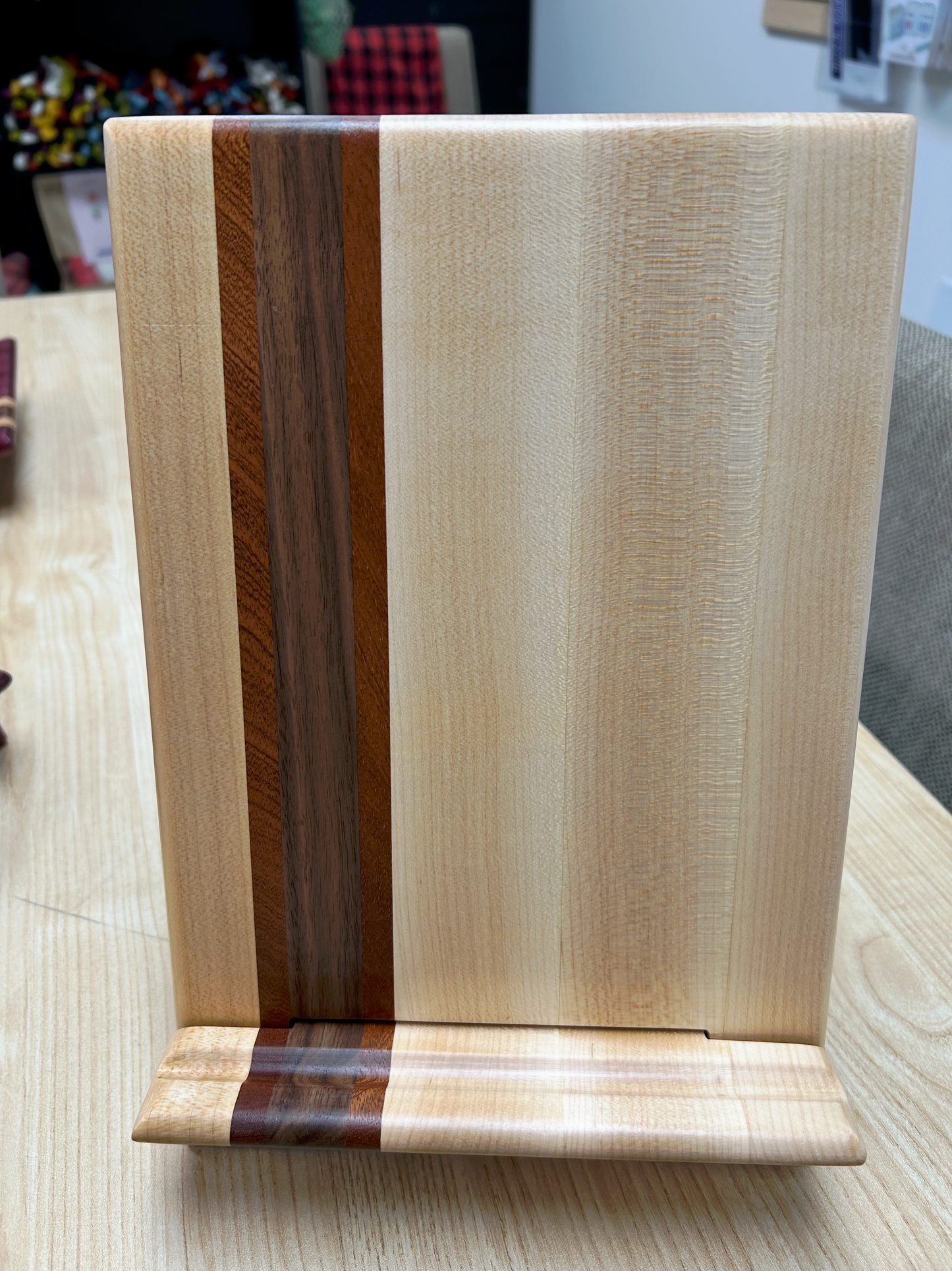 Tablet or Pattern Stand