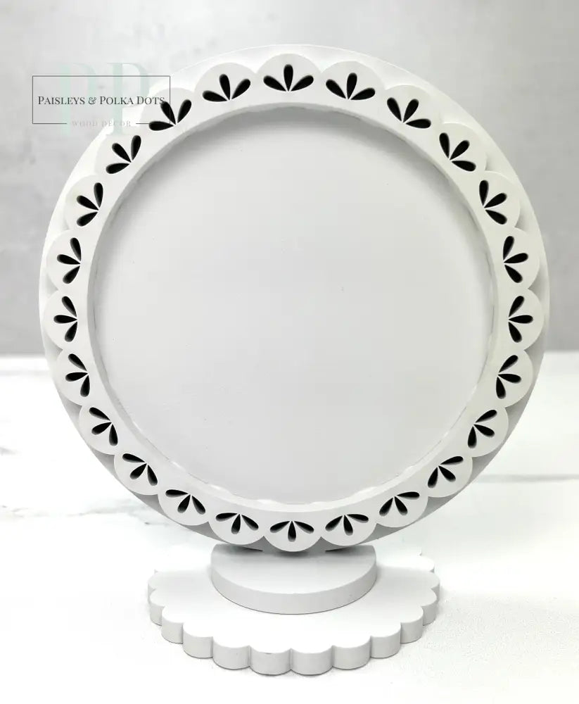 Round Frame with Tear Drop Design