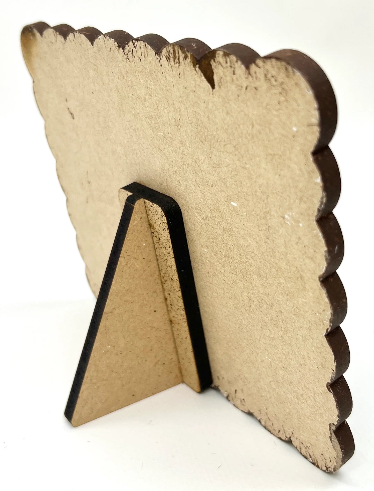 Super Simple Scallop Frame