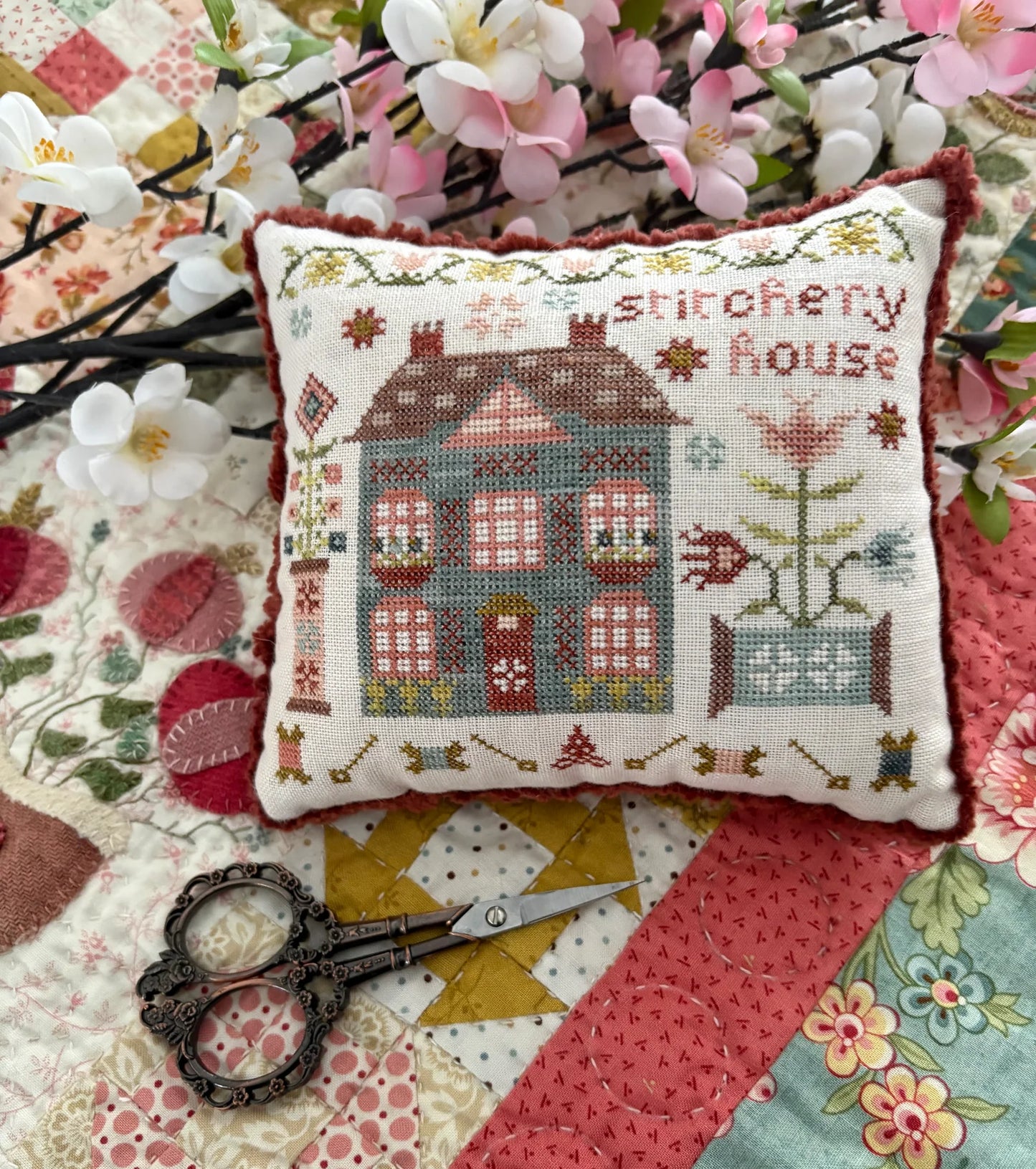 The Houses on Stitchery Lane