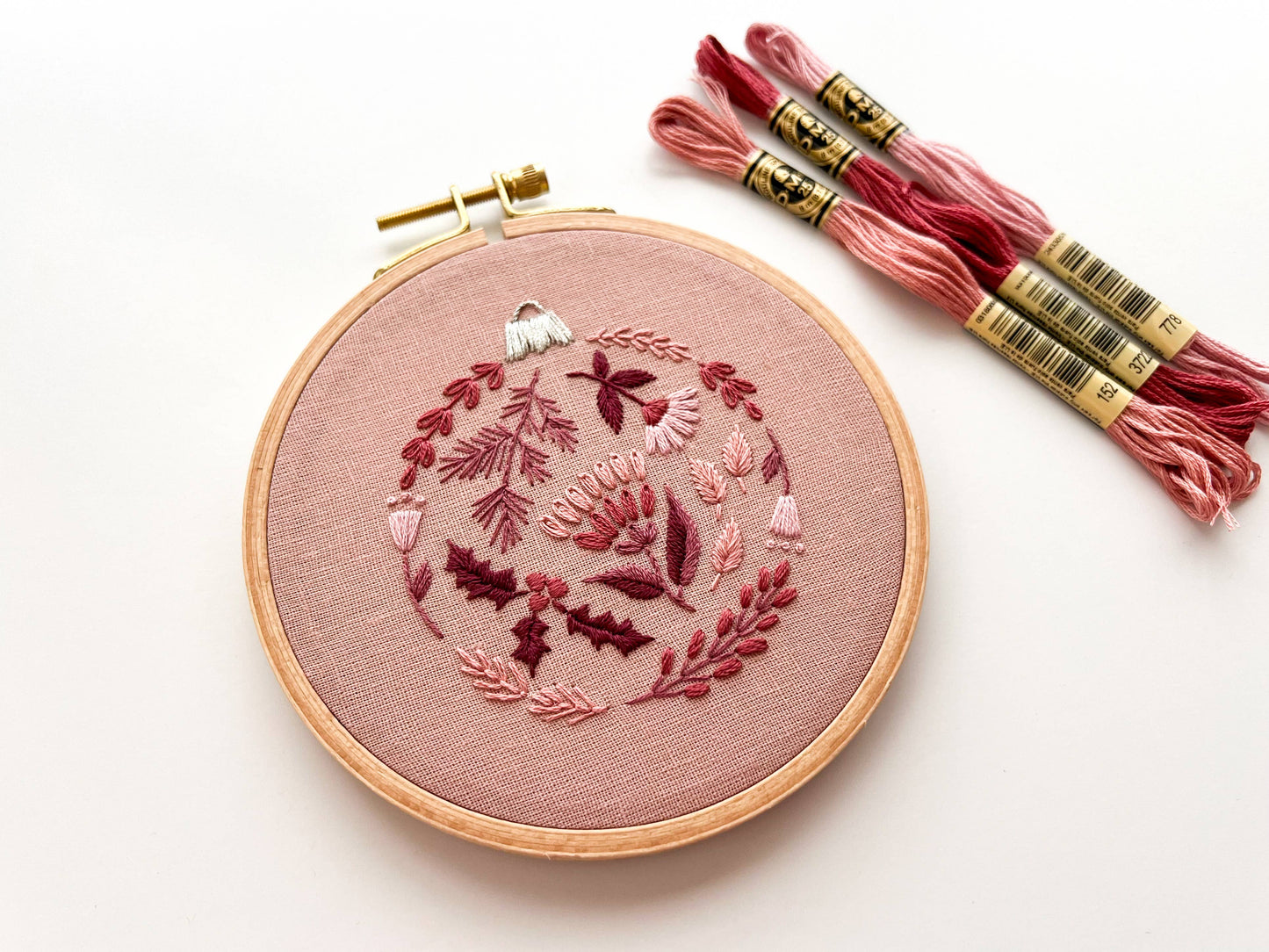 Christmas Bauble Embroidery Kit