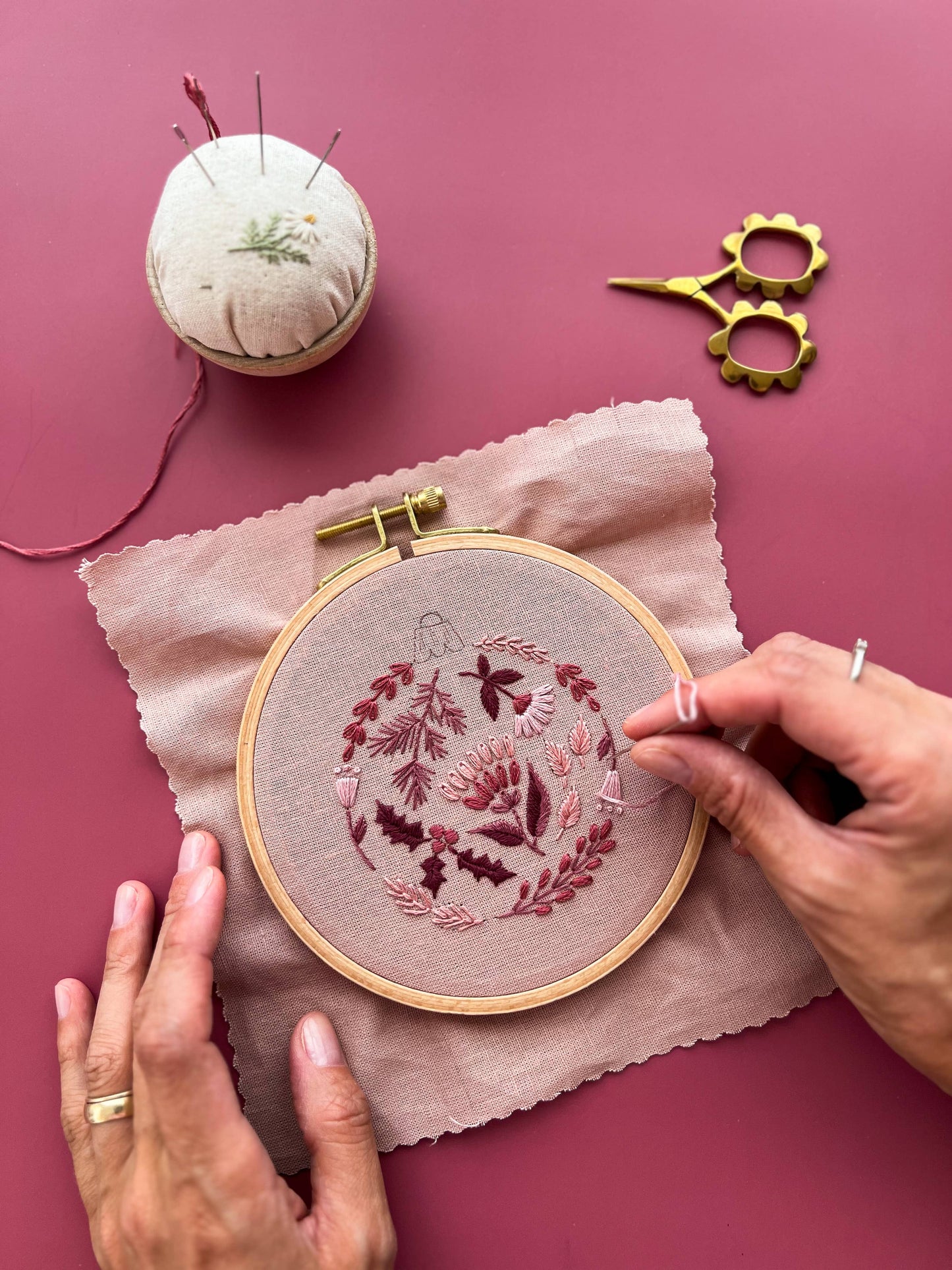 Christmas Bauble Embroidery Kit