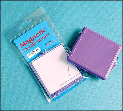 Purple magnetic needle case with clear lid